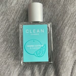 Clean Classic Perfume in Warm Cotton and Mandarin